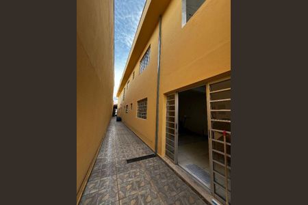 33_photo/94cf0764b9.34beb6889ad9cd13-ATLAS-f478907f-ceca-4e79-b9ab-33294989fda5.jpg de casa à venda com 2 quartos, 339m² em Jardim Leonor, Cotia