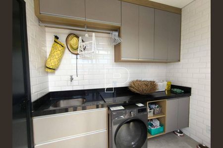 36_photo/94cf0764ed.8a706a3c1c8a5b40-ATLAS-65f015cc-17d8-4f7c-bb4b-0b91b82899e7.jpg de casa à venda com 4 quartos, 410m² em Jardim Leonor, Cotia