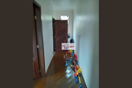 13_photo/94cf0765bf.aef4de6394ba8e6d-ATLAS-4660d2f9-799c-4800-a82e-da1ae41aee4d.jpg de casa à venda com 3 quartos, 237m² em Vila Santa Terezinha, Cotia