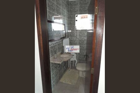 7_photo/94cf0765bf.aef4de6394ba8e6d-ATLAS-b0435949-b36b-43a3-a21d-bbcfb130a0a1.jpg de casa à venda com 3 quartos, 237m² em Vila Santa Terezinha, Cotia