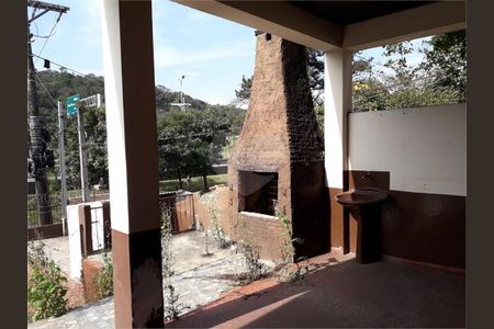 19_photo/94cf076657.b37fb779aadef412-ATLAS-e6a09c66-b7a4-439c-86fd-afa2a87e24e5.jpg de casa à venda com 3 quartos, 159m² em Jardim Sao Pedro, Cotia