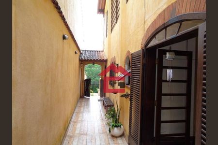 9_photo/94cf076e03.2d0f88dd1dddff54-ATLAS-29351060-d3d2-43fb-84b5-4b0df03dd479.jpg de casa à venda com 4 quartos, 350m² em Jardim Adelina, Cotia