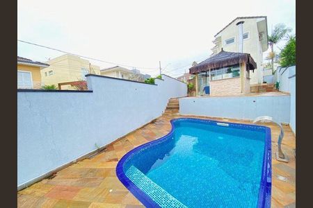 3_photo/94cf07706d.2832257cbb3df2c4-ATLAS-037ee271-16d0-4960-855e-62e8407df6a5.jpg de casa à venda com 3 quartos, 157m² em Lageadinho, Cotia