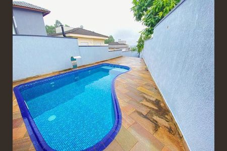 4_photo/94cf07706d.2832257cbb3df2c4-ATLAS-03f9f279-fac9-46e3-8f60-05fd8fbbc96a.jpg de casa à venda com 3 quartos, 157m² em Lageadinho, Cotia