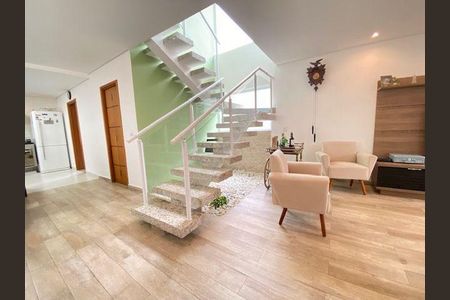 6_photo/94cf07706d.2832257cbb3df2c4-ATLAS-b939b587-4ab7-466d-bd48-a3cfbe3b257c.jpg de casa à venda com 3 quartos, 157m² em Lageadinho, Cotia