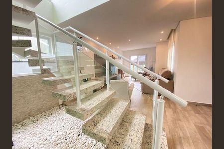 5_photo/94cf07706d.2832257cbb3df2c4-ATLAS-bc247ca5-1f14-478e-a308-3b717f3305cd.jpg de casa à venda com 3 quartos, 157m² em Lageadinho, Cotia