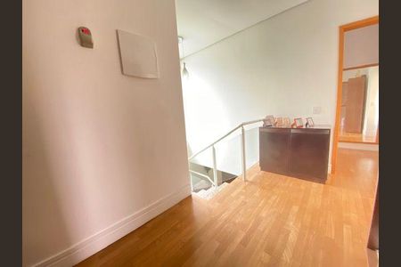 4_photo/94cf07706d.2832257cbb3df2c4-ATLAS-f1f0a7b6-e792-4b9b-ba99-c6100e3e424a.jpg de casa à venda com 3 quartos, 157m² em Lageadinho, Cotia