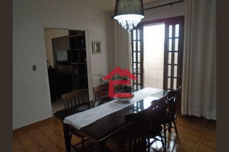 17_photo/94cf0771eb.9de6362a168616a9-ATLAS-b14be3f1-daa3-4e56-bab5-a6e17712e4b6.jpg de casa à venda com 3 quartos, 204m² em Jardim Adelina, Cotia