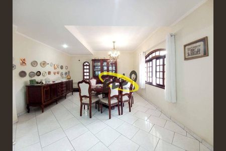 8_photo/94cf077731.7c2ae8445402a222-ATLAS-c39e75a9-37e5-4692-98aa-8bcd99483948.jpg de casa à venda com 3 quartos, 266m² em Granja Carolina, Cotia