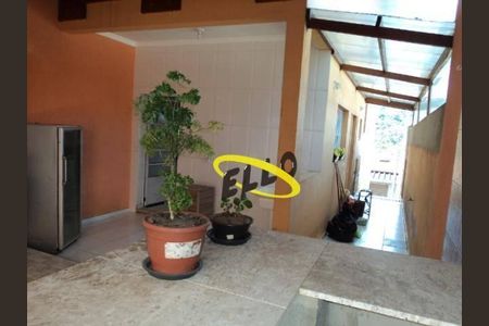 10_photo/94cf077773.05acccb2dbb53537-ATLAS-eccdf750-7640-42e3-a2e4-1141fe2b4c3f.jpg de casa à venda com 3 quartos, 120m² em Centro, Cotia