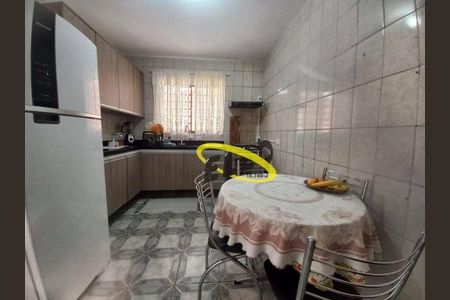 6_photo/94cf0777b9.0fca3daec1aa15fd-ATLAS-2f4b1467-d403-41d1-b119-e644ffb38615.jpg de casa à venda com 2 quartos, 130m² em Granja Carolina, Cotia