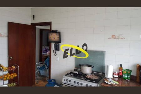 3_photo/94cf077813.b2c1f66c79c6256c-ATLAS-bdbac1a3-e0b2-4ceb-a989-60cc77e82a1b.jpg de casa à venda com 3 quartos, 300m² em Jardim Carmel, Cotia