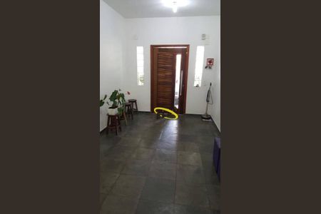 7_photo/94cf077813.b2c1f66c79c6256c-ATLAS-d9543bdd-e255-4cee-85ef-9bb71e791ba8.jpg de casa à venda com 3 quartos, 300m² em Jardim Carmel, Cotia