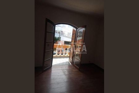 4_photo/94cf07781b.ceff8192393c33de-ATLAS-7f4d25f7-8519-4c43-b7fe-19081fa2ed19.jpg de casa à venda com 3 quartos, 126m² em Jardim Leonor, Cotia