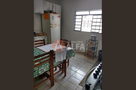 6_photo/94cf077931.ceff8192393c33de-ATLAS-c702fa23-6786-4044-a7cc-b0fd4988d3d8.jpg de casa à venda com 3 quartos, 118m² em Jardim Leonor, Cotia