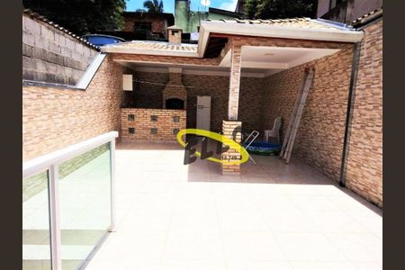 10_photo/94cf077a33.18e6ac91b37a8e88-ATLAS-379b60ab-7d2b-4200-9263-45452c19c462.jpg de casa à venda com 4 quartos, 300m² em Jardim Leonor, Cotia