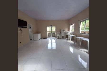 24_photo/94cf077ac3.3944b9a9cef15902-ATLAS-76e6f6f9-abbc-4fcc-b974-2b964ae61c1b.jpg de apartamento à venda com 2 quartos, 48m² em Centro, Cotia