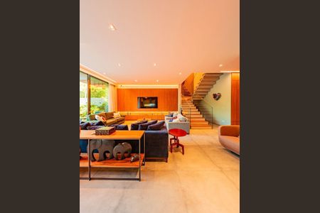 6_photo/94cf077ad7.5f442c436abea341-ATLAS-739877a8-e931-482c-b6c8-e9c5db4a4e95.jpg de casa à venda com 4 quartos, 420m² em Jardim Leonor, Cotia