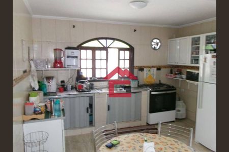 2_photo/94cf077b45.a90fc6f470e4b1d9-ATLAS-70d2cf6a-59da-4dee-a7b8-e375bcb17654.jpg de casa à venda com 3 quartos, 273m² em Jardim Leonor, Cotia