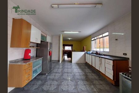 15_photo/94cf077b97.821bca6a381fcd78-ATLAS-649132f2-b927-4b10-874c-af4042a2afd0.jpg de casa à venda com 3 quartos, 212m² em Jardim Leonor, Cotia