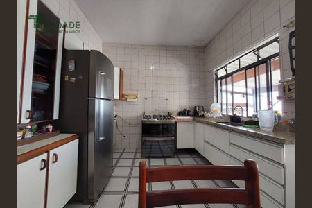 10_photo/94cf077bdd.c735d14336f4737f-ATLAS-3db251ef-3081-4c92-b046-9a6529db113a.jpg de casa à venda com 5 quartos, 286m² em Jardim Leonor, Cotia