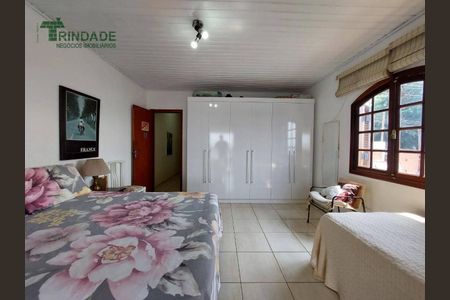 16_photo/94cf077bdd.c735d14336f4737f-ATLAS-557ee364-9966-4320-a260-c8c5d60c04c5.jpg de casa à venda com 5 quartos, 286m² em Jardim Leonor, Cotia