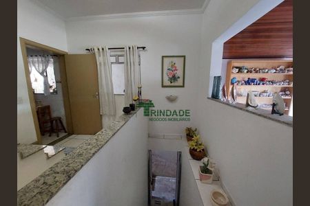 12_photo/94cf077c5f.b530766e35808669-ATLAS-ef41ebae-0c6b-431b-a2b0-cd774c8e9805.jpg de casa à venda com 5 quartos, 200m² em Jardim Leonor, Cotia