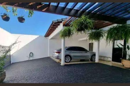 2_photo/94cf077c83.2f15d505e37c7ac5-ATLAS-b6094639-967c-4f7c-b6a0-d97bad10f6b9.jpg de casa à venda com 3 quartos, 260m² em Jardim Leonor, Cotia