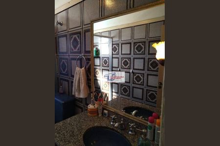 21_photo/94cf077d17.8e14c5f9c2788e57-ATLAS-e433abd5-2c12-46be-8fdd-638e246ac81e.jpg de casa à venda com 5 quartos, 159m² em Centro, Cotia