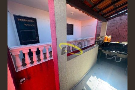 18_photo/94cf077d91.aafc750051720c32-ATLAS-0983cba5-7505-4f79-82e4-dca9eaae6375.jpg de casa à venda com 2 quartos, 280m² em Jardim Leonor, Cotia