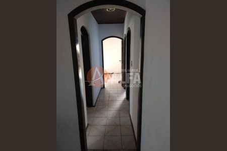 6_photo/94cf077ef5.ceff8192393c33de-ATLAS-5b732973-0737-4718-b072-dbe7b496c97f.jpg de casa à venda com 3 quartos, 400m² em Jardim Leonor, Cotia