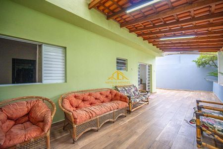 30_photo/94cf077f25.5a85c5bdfef41cf9-ATLAS-3199bc2f-7632-42f5-8cea-369547ad3c0b.jpg de casa à venda com 4 quartos, 202m² em Jardim Araruama, Cotia