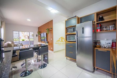 7_photo/94cf077f25.5a85c5bdfef41cf9-ATLAS-ab7ead8c-8385-4c5b-98c5-d6a0287adbb7.jpg de casa à venda com 4 quartos, 202m² em Jardim Araruama, Cotia