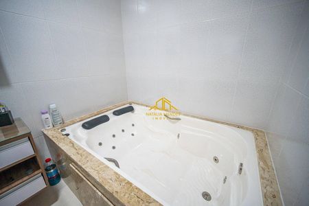 13_photo/94cf077f25.5a85c5bdfef41cf9-ATLAS-d768bf0d-a7a3-41ed-bcd8-b64c58d1982b.jpg de casa à venda com 4 quartos, 202m² em Jardim Araruama, Cotia