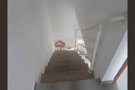 5_photo/94cf077fa5.df2406aa61ba3211-ATLAS-3f3e63b9-d7aa-41ce-a5ab-2a79644339f3.jpg de casa à venda com 2 quartos, 62m² em Jardim Atalaia, Cotia