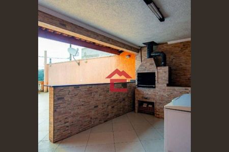 2_photo/94cf077fc5.e3da74daae84817a-ATLAS-defefeea-a9f1-4b15-8395-d07b195d8fc2.jpg de casa à venda com 2 quartos, 116m² em Jardim Araruama, Cotia