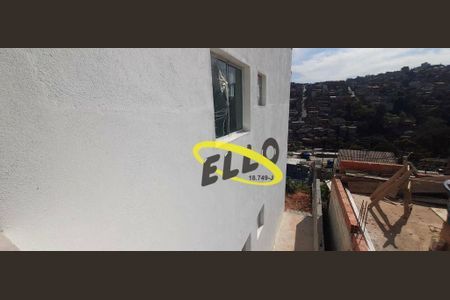 5_photo/94cf0781c5.3be18b52e244e7c2-ATLAS-07ec8649-ff7f-4577-8039-1df936bdba2c.jpg de casa à venda com 2 quartos, 70m² em Centro, Cotia
