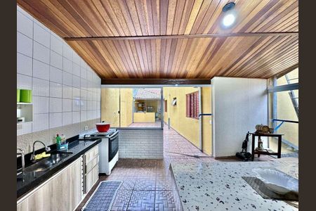 16_photo/94cf07859d.b37fb779aadef412-ATLAS-b92e7370-dbb3-40f6-8076-2be0df40c6d9.jpg de casa à venda com 3 quartos, 280m² em Centro, Cotia