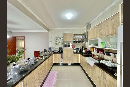 22_photo/94cf07859d.d7ac12836e0fb324-ATLAS-ef6cfcd8-2580-49ed-a993-5d64992c2f4e.jpg de casa à venda com 3 quartos, 280m² em Centro, Cotia