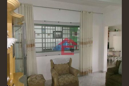 5_photo/94cf078655.ae3b18c23d5eb7a5-ATLAS-6d9b3ad9-4b23-40be-9a43-7cbf25438ee8.jpg de casa à venda com 2 quartos, 177m² em Jardim Isis, Cotia