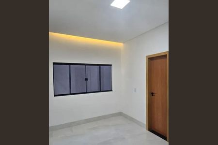 12_photo/94cf0786e5.2f15d505e37c7ac5-ATLAS-d7e20bbb-34d0-4f27-ae5b-2cdde813d54a.jpg de casa à venda com 3 quartos, 198m² em Outeiro de Passárgada, Cotia