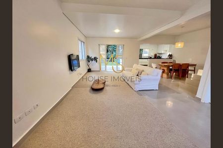 7_photo/94cf07885d.df2406aa61ba3211-ATLAS-483760cb-6de0-44d2-915c-074f283c409b.jpg de casa para alugar com 3 quartos, 218m² em Jardim Santa Paula, Cotia