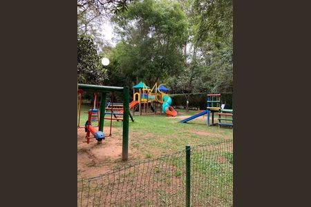 47_photo/94cf07885d.df2406aa61ba3211-ATLAS-58662513-ca13-4772-8772-6d65e83b4d74.jpg de casa para alugar com 3 quartos, 218m² em Jardim Santa Paula, Cotia