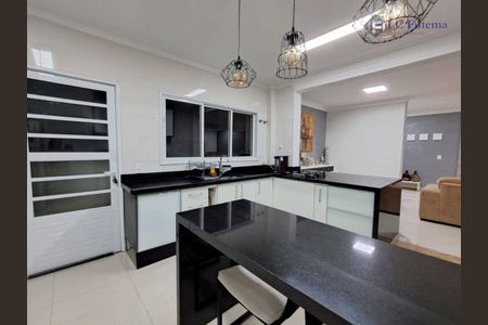 45_photo/94cf078865.ceff8192393c33de-ATLAS-cad4e8b1-4285-4627-bf10-d16d5b112c09.jpg de casa de condomínio para alugar com 3 quartos, 378m² em Parque Mirante da Mata, Cotia