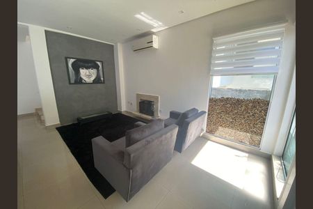 4_photo/94cf078d05.d064f87ba2f4a60c-ATLAS-bde06fd9-a32b-403a-aa6c-8e298a2163ba.jpg de casa à venda com 4 quartos, 232m² em Jardim Atalaia, Cotia