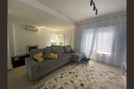 5_photo/94cf078d05.d064f87ba2f4a60c-ATLAS-d8102785-9a2d-48eb-9591-e35e31459384.jpg de casa à venda com 4 quartos, 232m² em Jardim Atalaia, Cotia