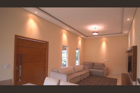 17_photo/94cf078e05.ca717aa6b5ed48da-ATLAS-1cbe3227-c07e-4ac7-b3b3-7ce0fb1edf81.jpg de casa à venda com 3 quartos, 202m² em Lageadinho, Cotia