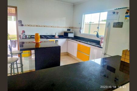 6_photo/94cf078e05.ca717aa6b5ed48da-ATLAS-d4bfd0ae-c840-436a-9204-987d2cef61bb.jpg de casa à venda com 3 quartos, 202m² em Lageadinho, Cotia