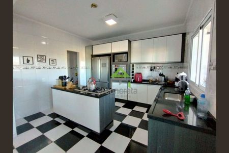 10_photo/94cf078e4f.0f81dd1a9a4f6ffb-ATLAS-2b77873a-84ec-457a-bf6e-7c68c7709e46.jpg de casa à venda com 4 quartos, 340m² em Outeiro de Passárgada, Cotia