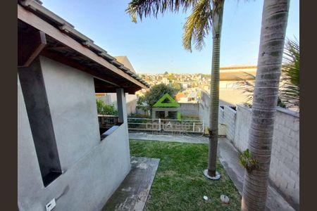 10_photo/94cf078e4f.0f81dd1a9a4f6ffb-ATLAS-486386de-a7e8-4be6-8345-9b0fcc355d30.jpg de casa à venda com 4 quartos, 340m² em Outeiro de Passárgada, Cotia